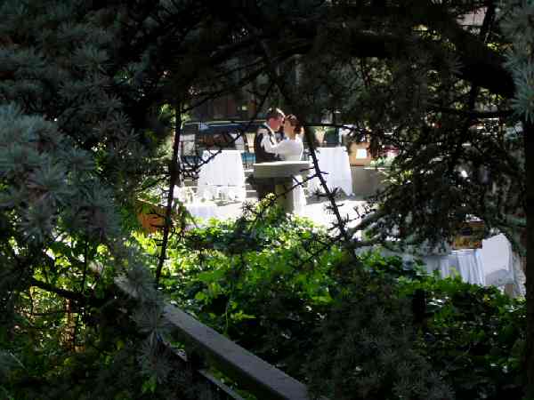 A picture of Gary and Jennifer moments after their rooftop wedding